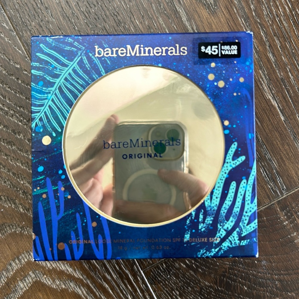 NWT BARE MINERALS POWDER